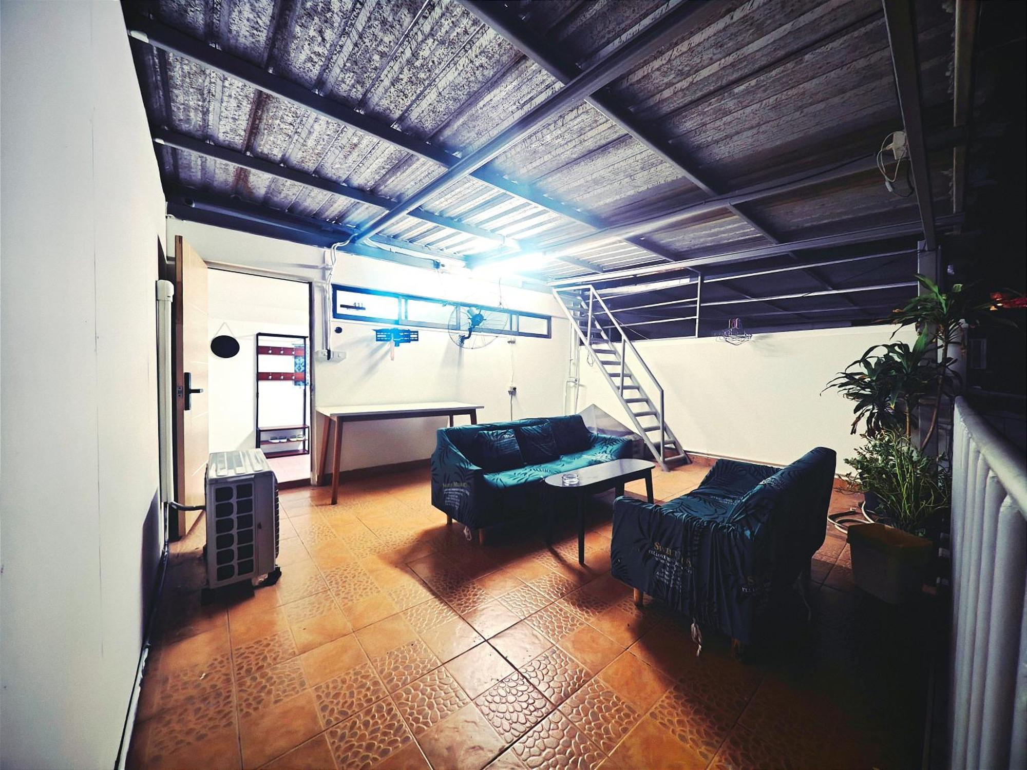Panda Lodge Home Stay Bangkok Szoba fotó