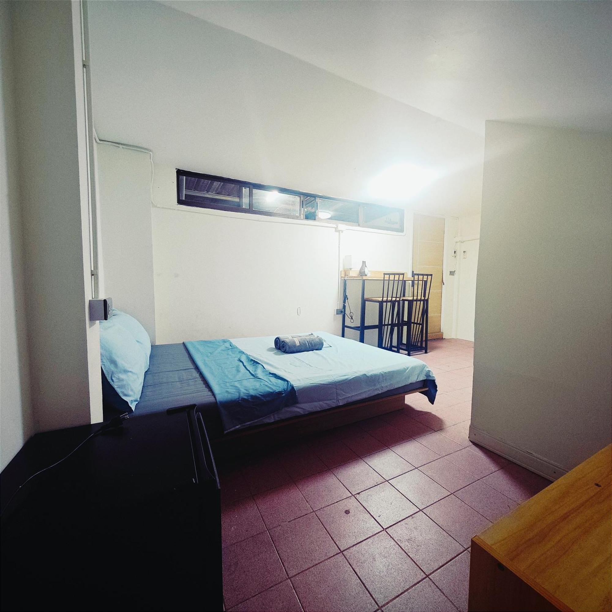 Panda Lodge Home Stay Bangkok Szoba fotó